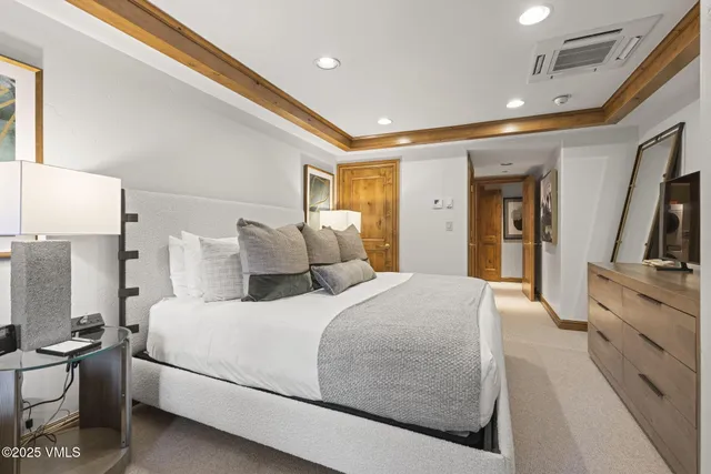 $395,000 | 352 East Meadow Drive, Unit H, Vail, CO 81657