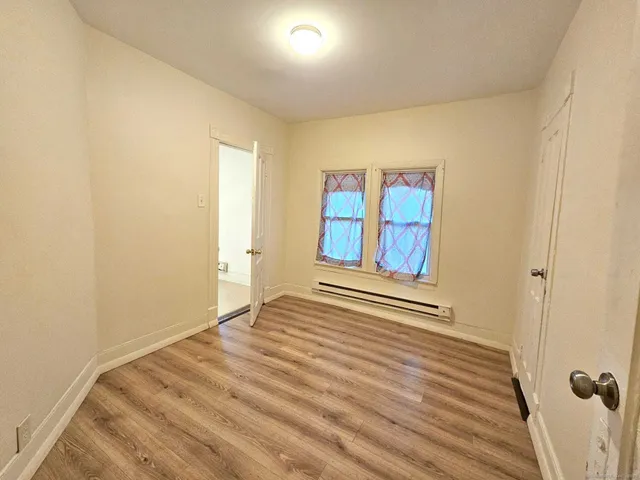 $1,300 | 6 Frederick Court, Unit 1, Waterbury, CT 06710