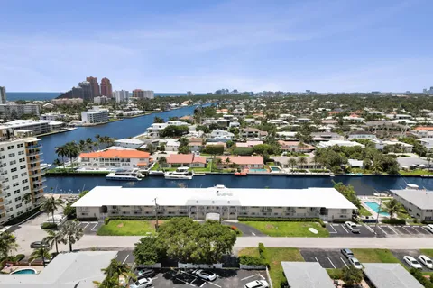$609,000 | 2866 Northeast 30th Street, Unit 9, Fort Lauderdale, FL 33306