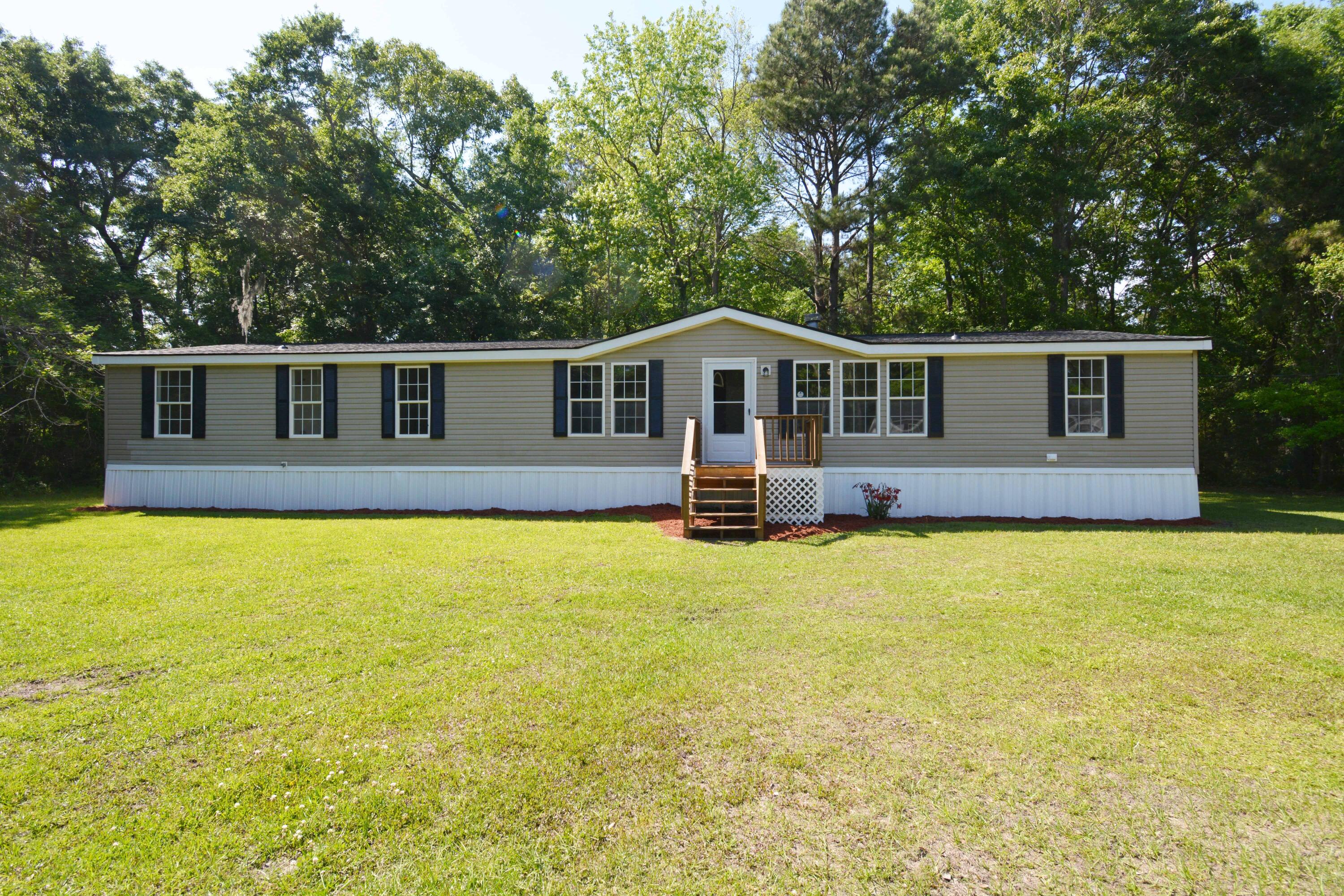 1143 Hamlin Road Mount Pleasant, SC 29466 - Photo 3 of 28 DSC_0434 copy