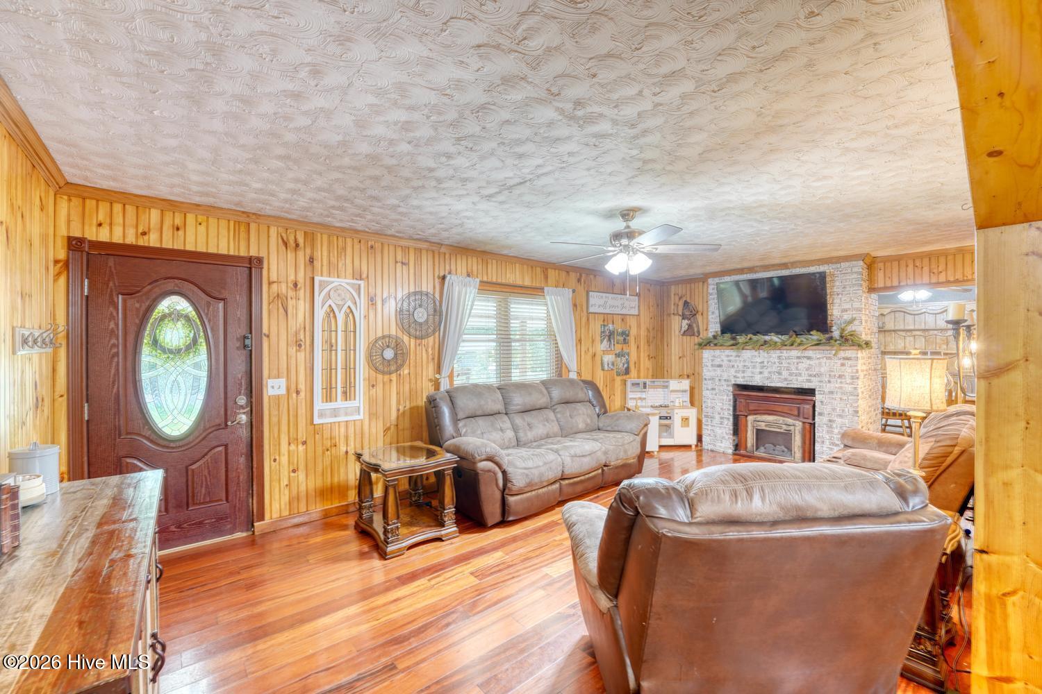 383 Sunrise Street Murphy, NC 28906 - Photo 13 of 59 013-047-DSC02720-1500x1000