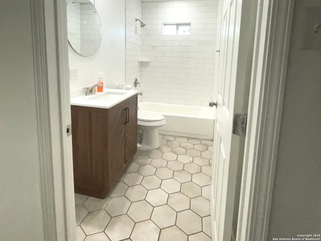 $225,000 | 218 Myrick Boulevard, San Antonio, TX 78221