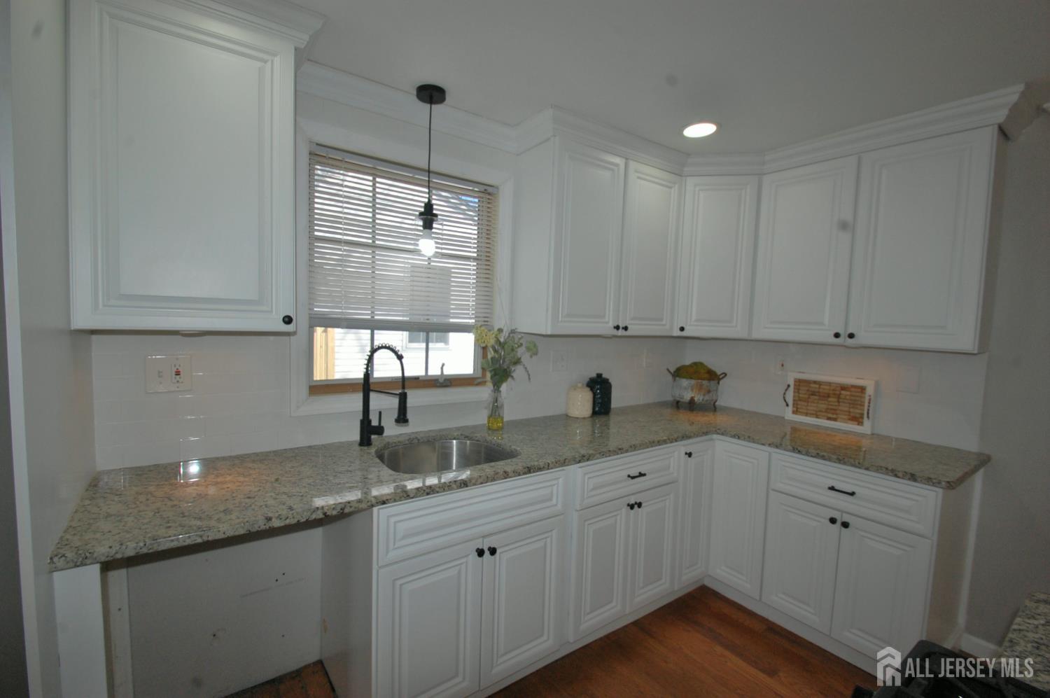 807 6th Street Union Beach, NJ 07735 - Photo 8 of 38