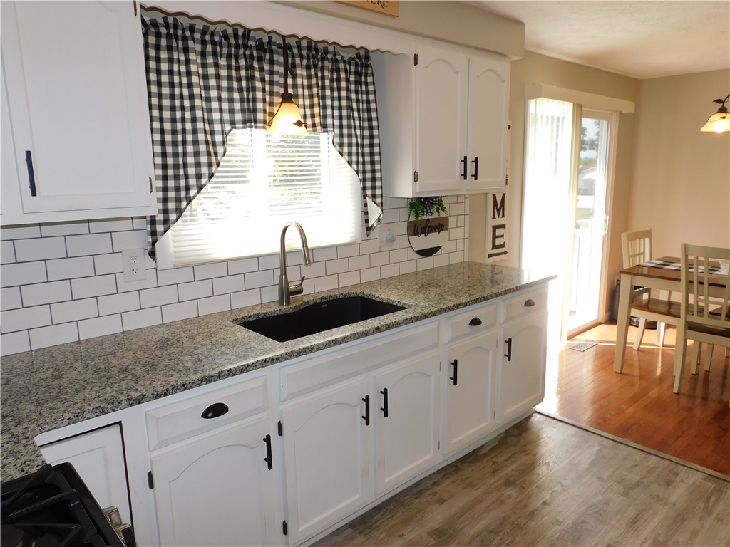 243 West Bend Drive Greece, NY 14612 - Photo 14 of 38