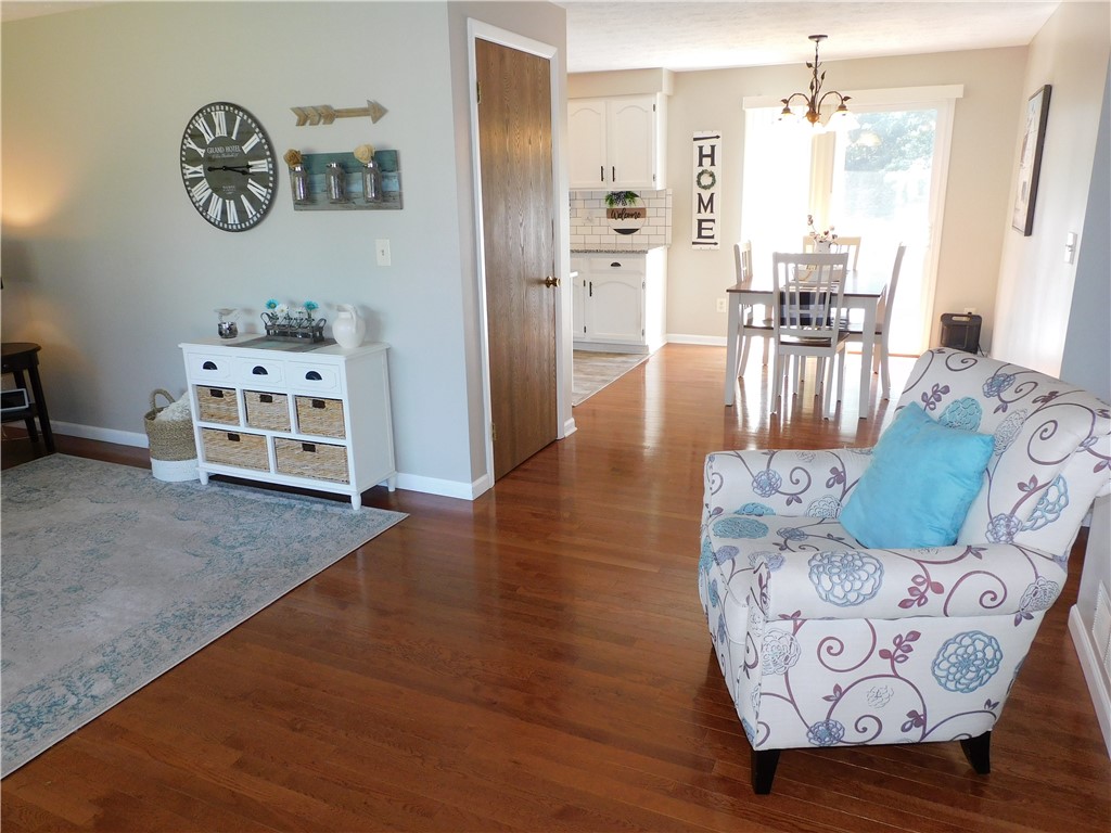 243 West Bend Drive Greece, NY 14612 - Photo 7 of 38