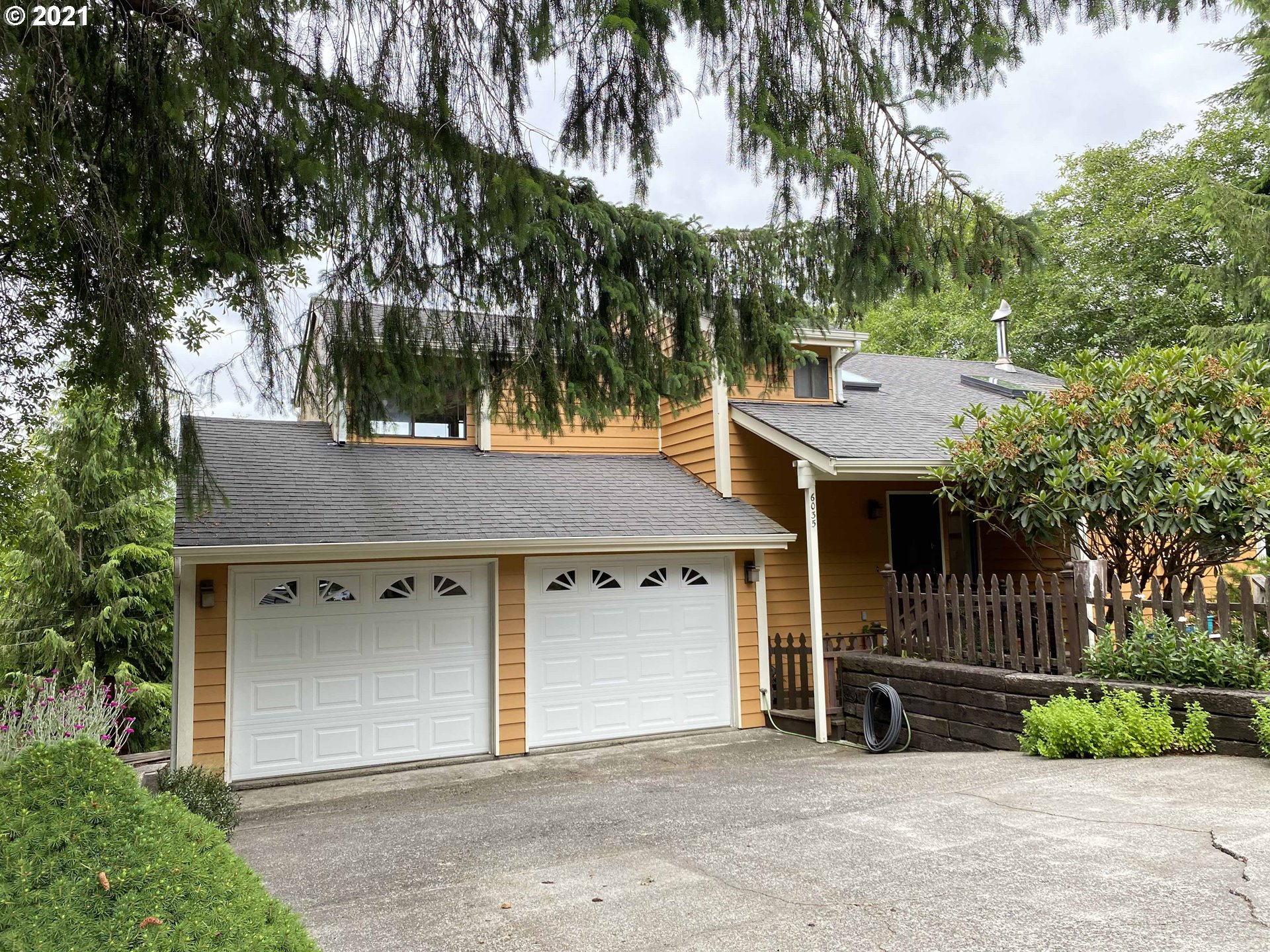 6035 View Loop Florence, OR 97439 - Photo 1 of 32 Gallery Image 1