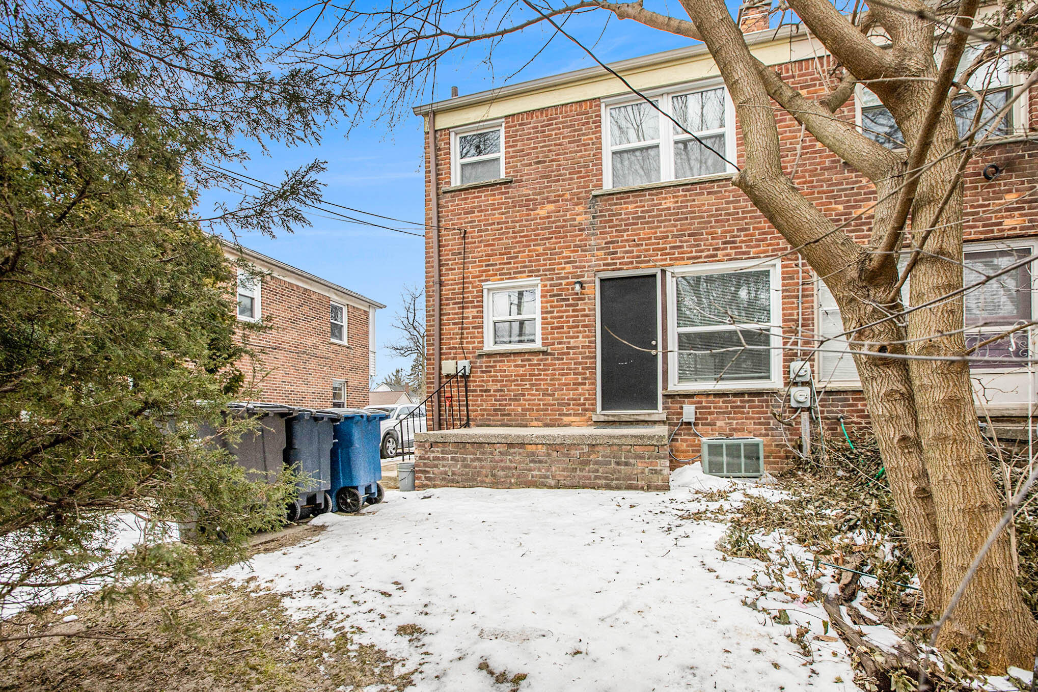521 Snyder Avenue Ann Arbor, MI 48103 - Photo 15 of 18 Back Exterior