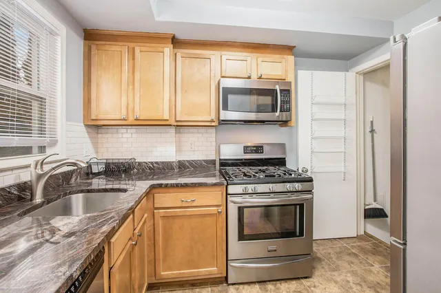 $2,300 | 521 Snyder Avenue, Ann Arbor, MI 48103