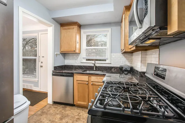 $2,300 | 521 Snyder Avenue, Ann Arbor, MI 48103