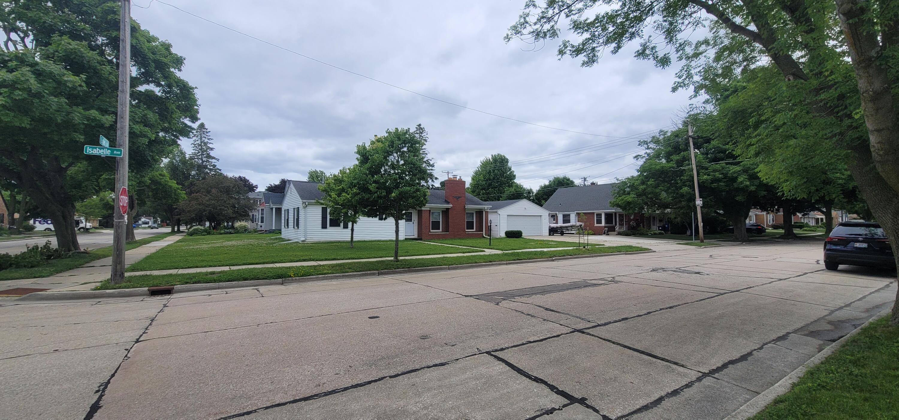 601 Isabelle Avenue Racine, WI 53402 - Photo 2 of 39 Exterior (10)