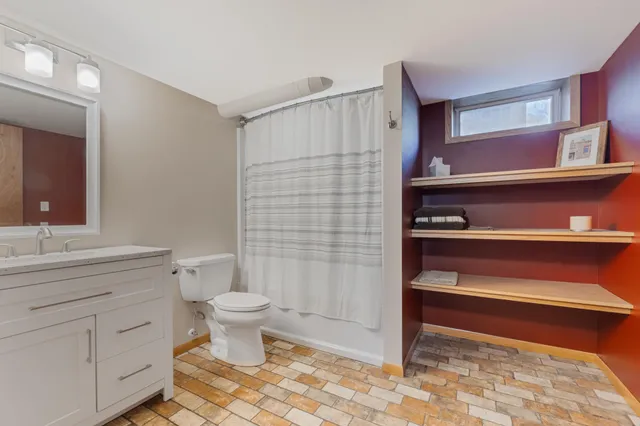 $276,500 | 606 5th Street Southeast, Pelican Rapids, MN 56572