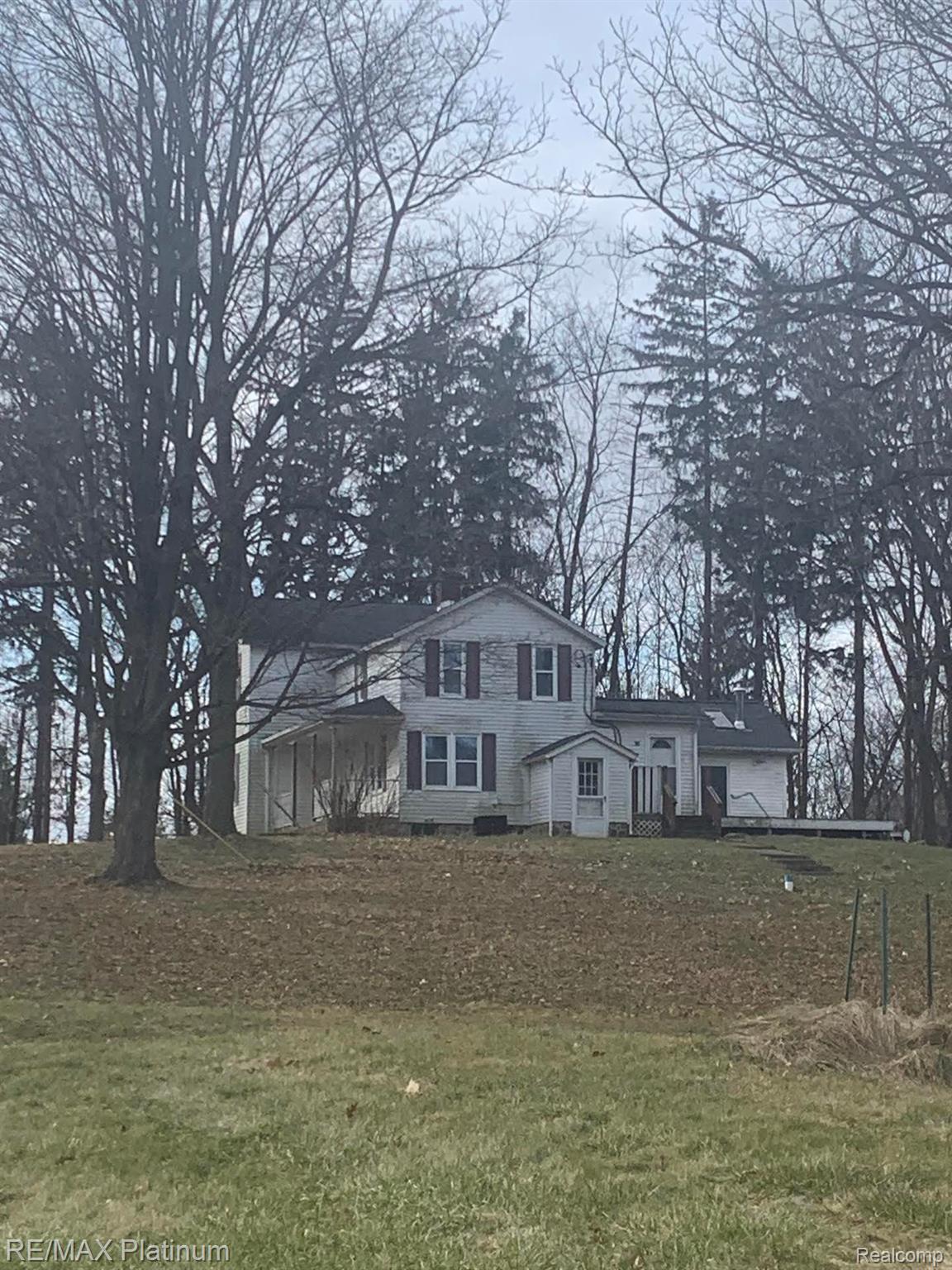 3850 Jewell Road Howell, MI 48843 - Photo 3 of 60 Beautiful setting on 3+ acres!