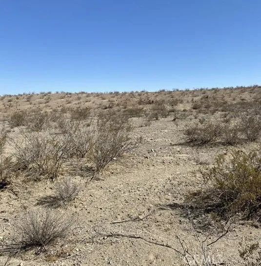 154 Rattlesnake Gulch Wrightwood, CA 92397 - Photo 2 of 6 a view of mountain