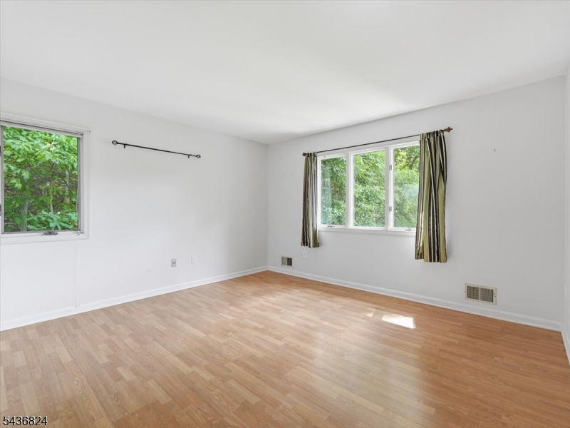 1079 Hoffman Road Bridgewater, NJ 08807 - Photo 34 of 50