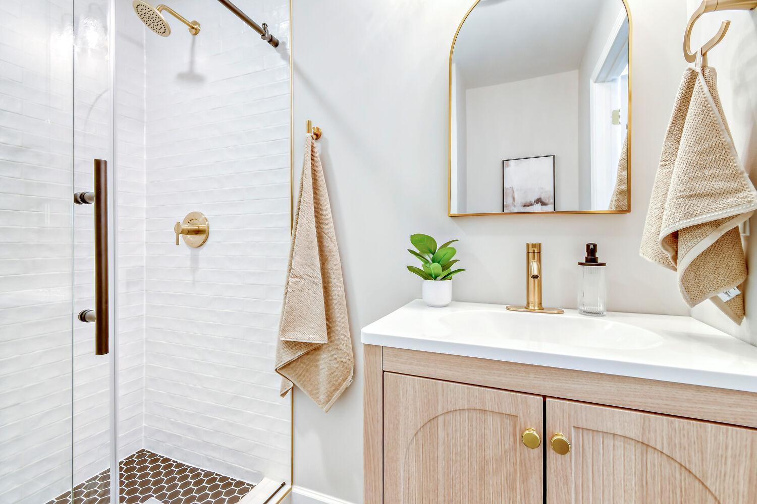 3331 Northeast Tyler Street Minneapolis, MN 55418 - Photo 15 of 21
