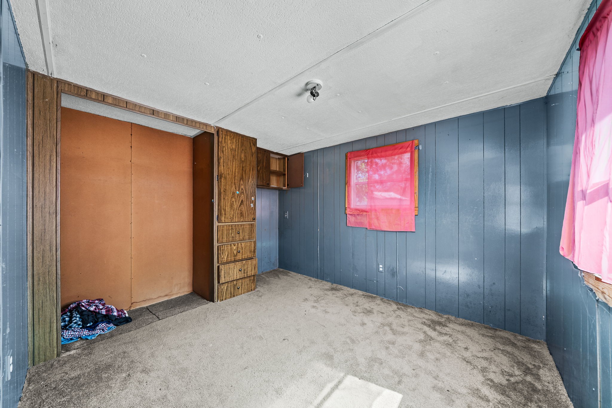 7331 Ashburn Road Baxter, TN 38544 - Photo 50 of 62 a view of a hallway with closet area and entryway