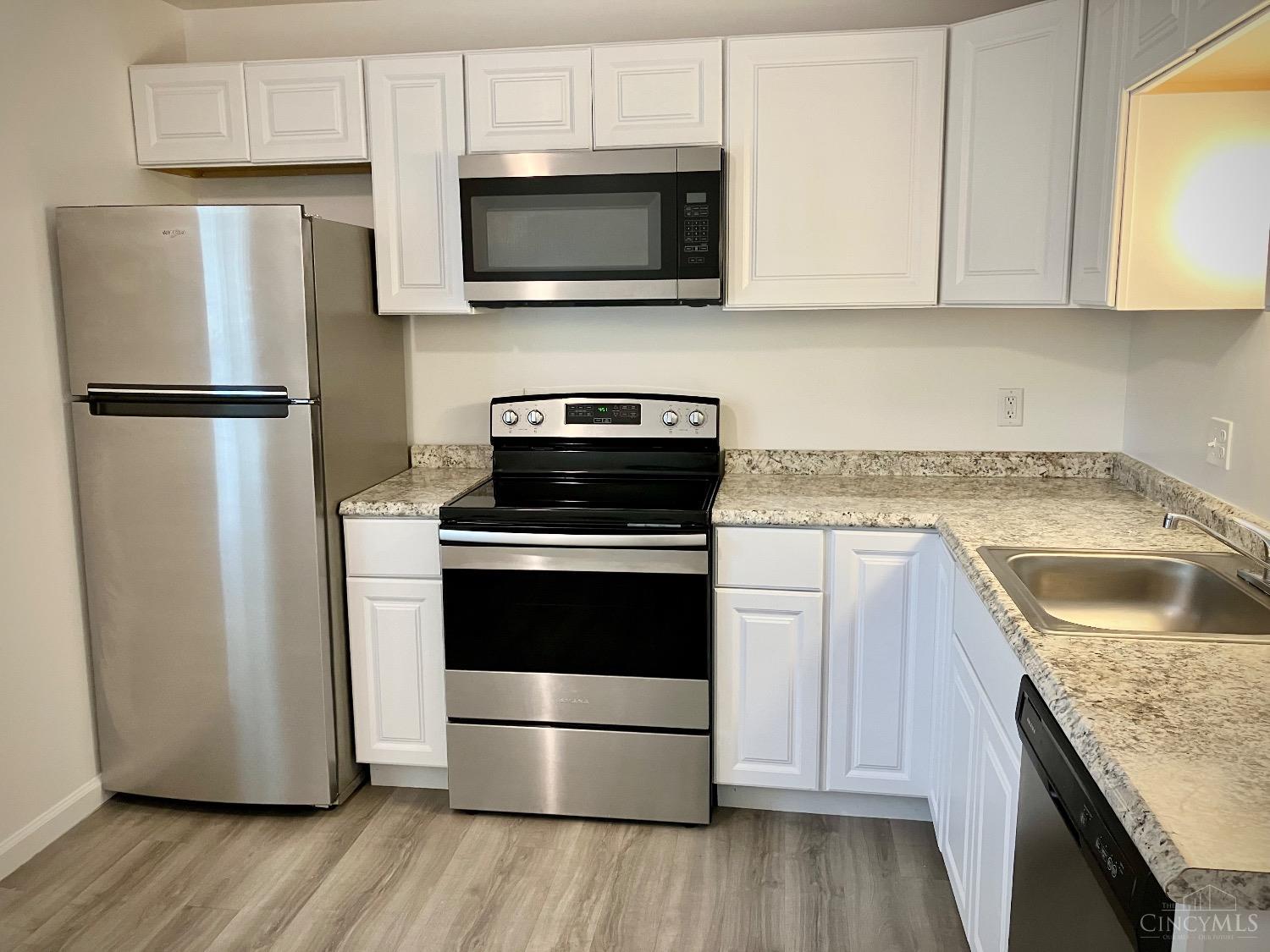 4553 Foley Road, Unit 4 Cincinnati, OH 45238 - Photo 6 of 16