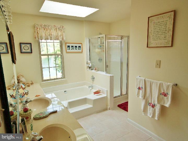 26 Wyndham Road Voorhees, NJ 08043 - Photo 19 of 25 Master Bathroom