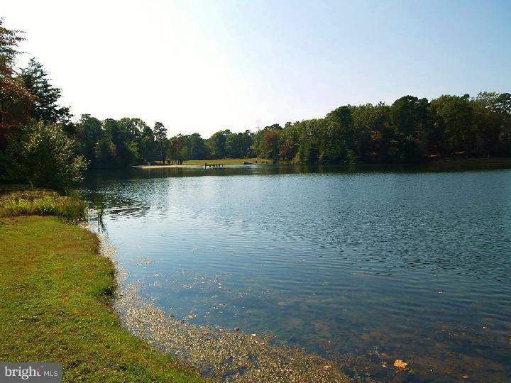 26 Wyndham Road Voorhees, NJ 08043 - Photo 3 of 25 Lake / Pond