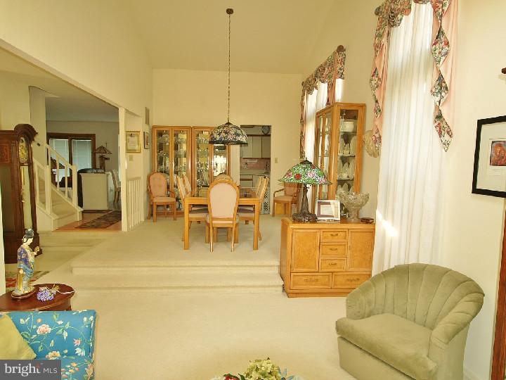 26 Wyndham Road Voorhees, NJ 08043 - Photo 7 of 25 Dining Room