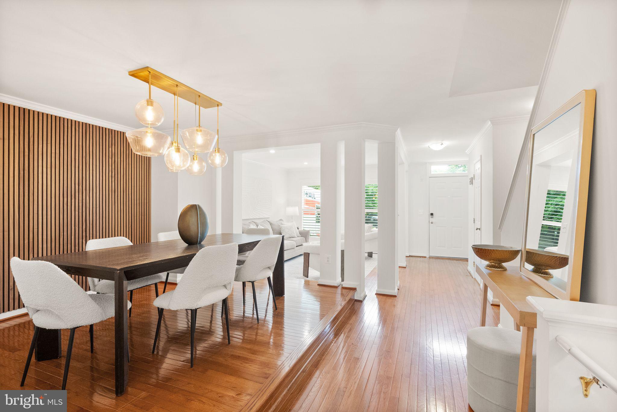12056 Edgemere Circle Reston, VA 20190 - Photo 15 of 64