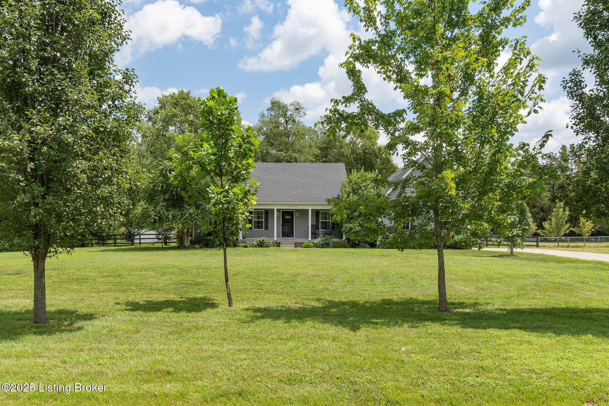 404 East Indian Stone Road Shepherdsville, KY 40165 - Photo 3 of 44 404 E Indian Stone Rd-3