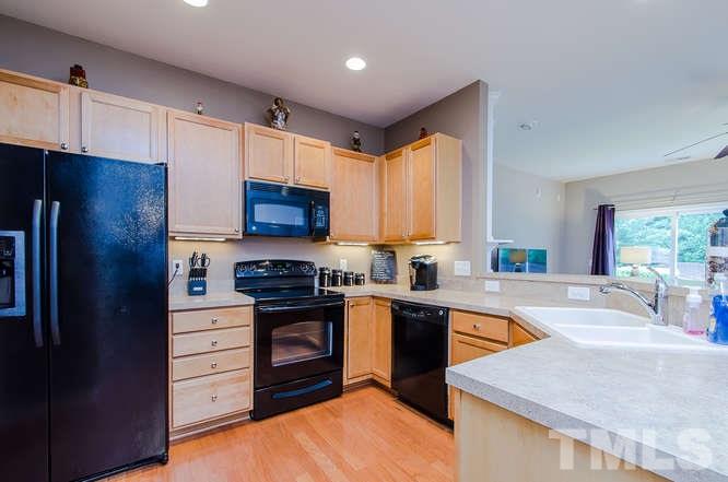 8410 Pilots View Drive Raleigh, NC 27617 - Photo 6 of 22