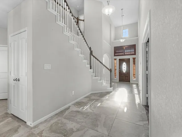 $545,000 | 5718 Oakhurst Trail, Pasadena, TX 77505