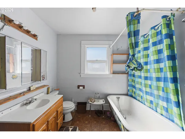 $159,000 | 480 Poplar Street, Powers, OR 97466