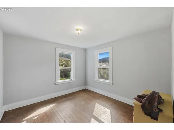 $159,000 | 480 Poplar Street, Powers, OR 97466