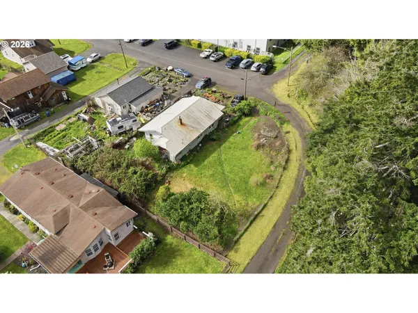 $159,000 | 480 Poplar Street, Powers, OR 97466