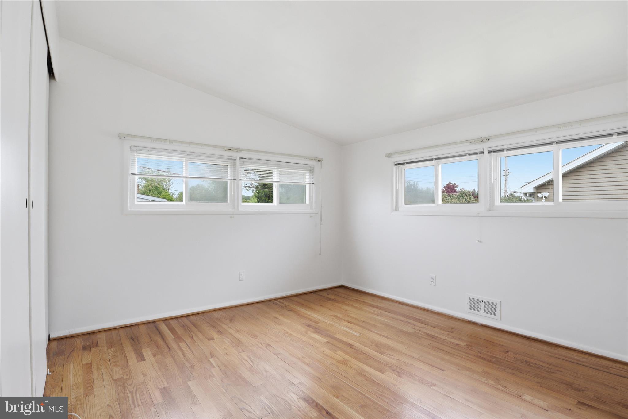 6802 Old Pimlico Road Baltimore, MD 21209 - Photo 13 of 28 Gallery Image 13