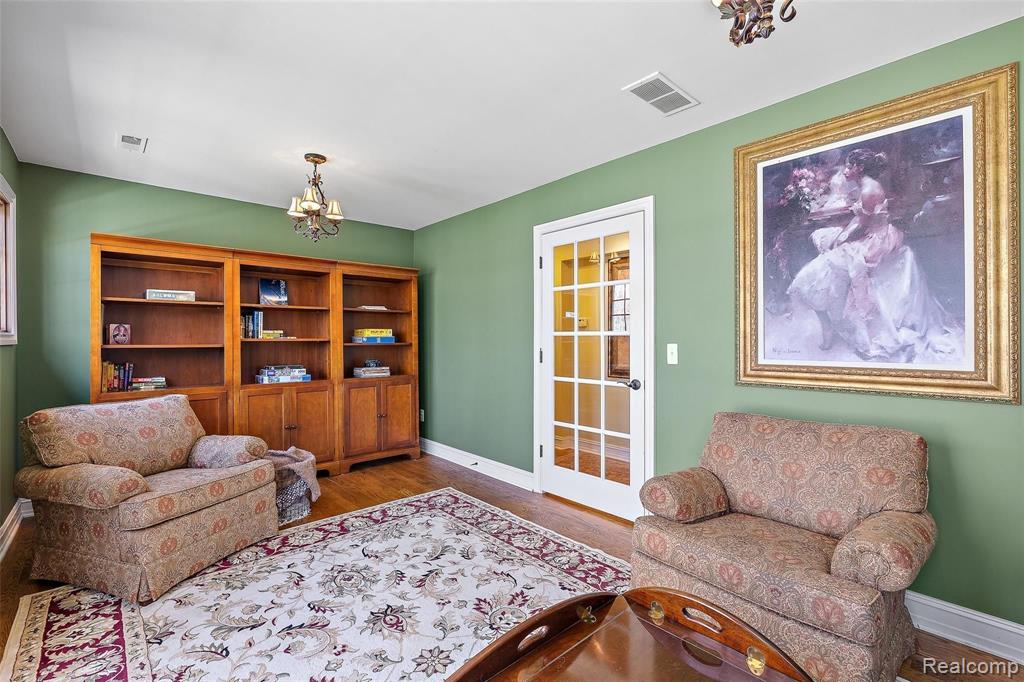 523 Trinway Road Troy, MI 48085 - Photo 40 of 55