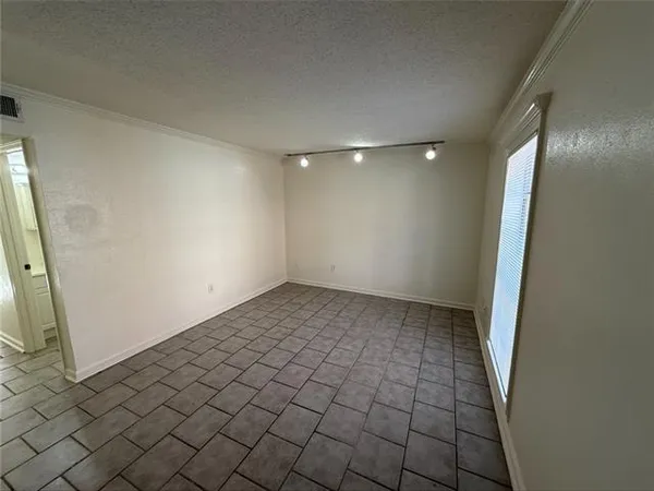 $1,499 | 4101 Delaware Avenue, Unit 14, Kenner, LA 70065