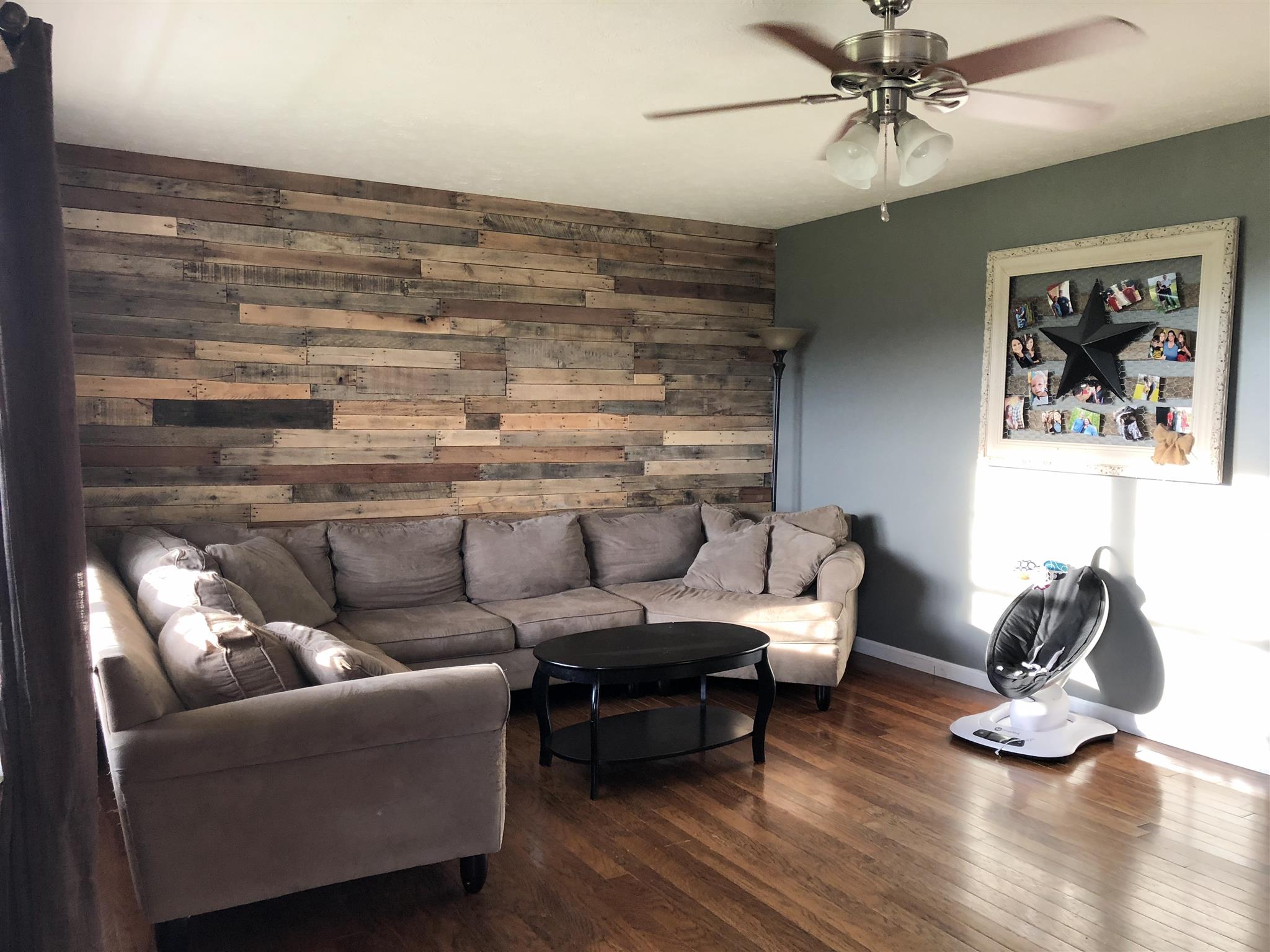 2918 Academy Road Portland, TN 37148 - Photo 4 of 26 a living room with furniture and wooden floor