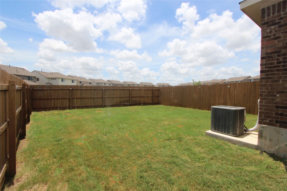 131 Furlong Drive Georgetown, TX 78626 - Photo 22 of 36