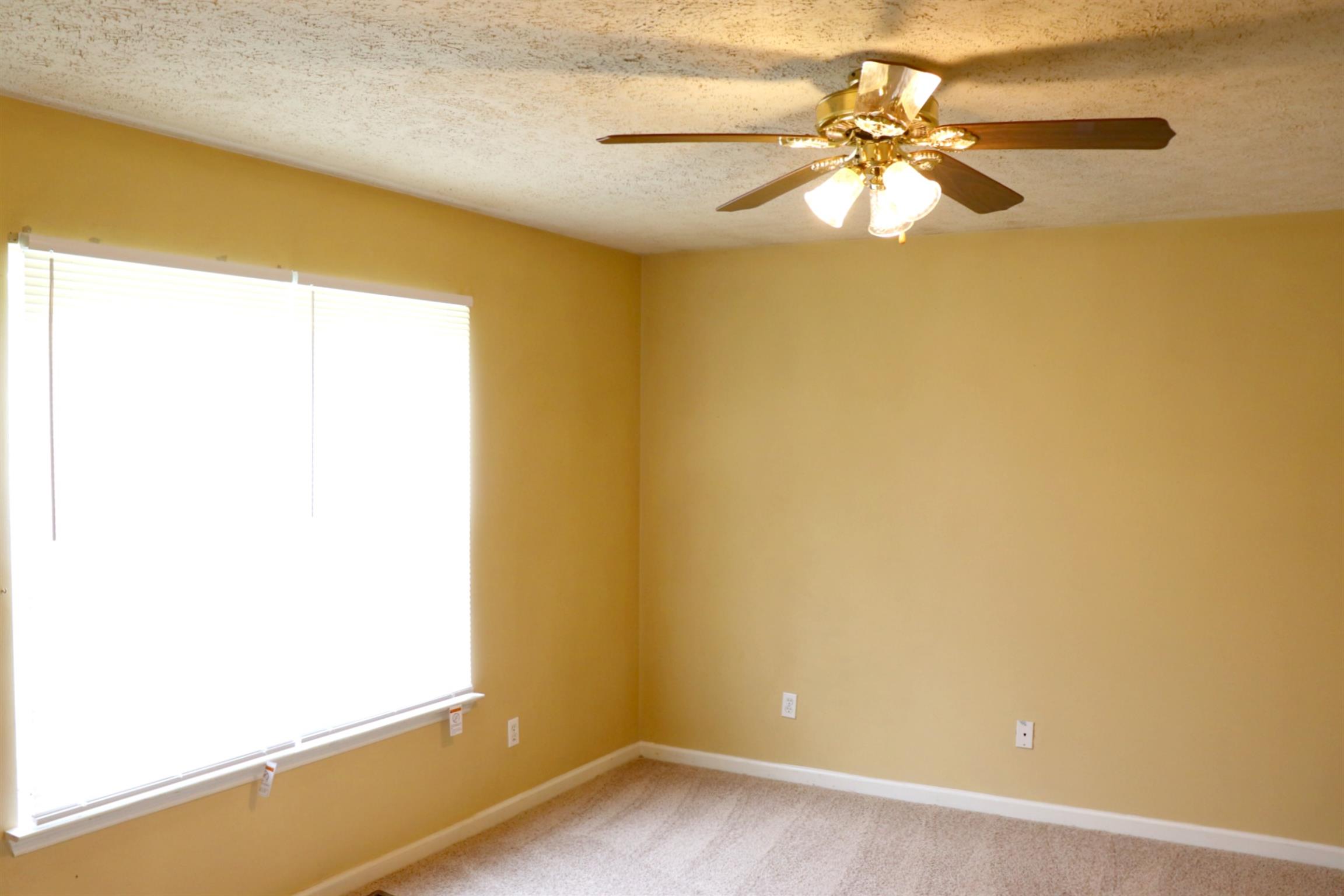 638 Bates Road Lebanon, TN 37087 - Photo 14 of 23 a view of a small space with a window