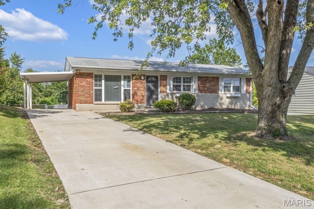 3105 Lin Tel Road St. Louis, MO 63125 - Photo 3 of 34 Gallery Image 3