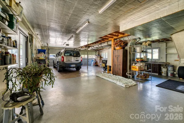 $775,000 | 2456 Hendersonville Highway, Pisgah Forest, NC 28768