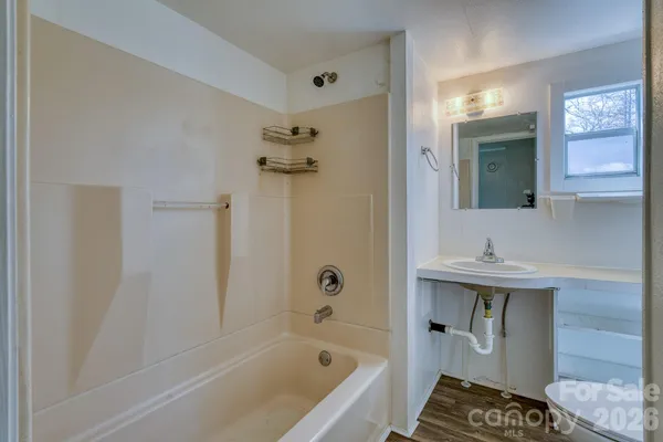 $775,000 | 2456 Hendersonville Highway, Pisgah Forest, NC 28768