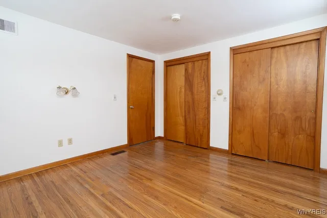 $289,900 | 8115 Tonawanda Creek Road, Clarence, NY 14051