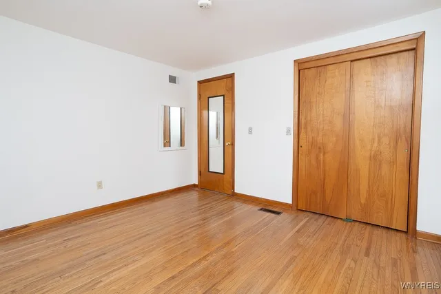 $289,900 | 8115 Tonawanda Creek Road, Clarence, NY 14051