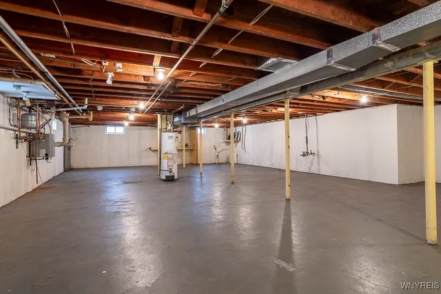 $289,900 | 8115 Tonawanda Creek Road, Clarence, NY 14051