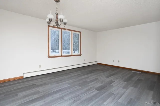 $289,900 | 8115 Tonawanda Creek Road, Clarence, NY 14051