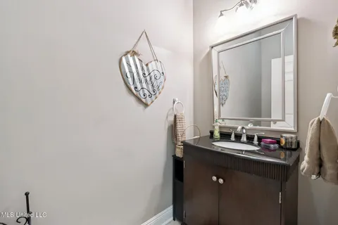 $477,000 | 321 Lake David Drive, Picayune, MS 39466