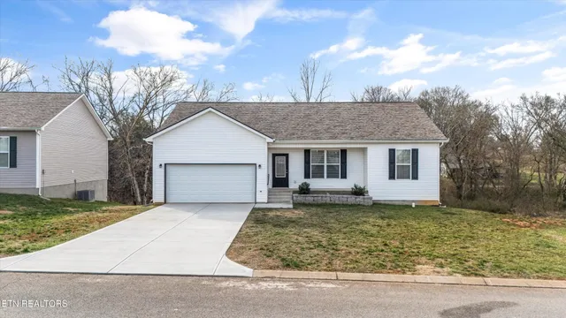 $430,000 | 431 Kingsley Court, Maryville, TN 37804