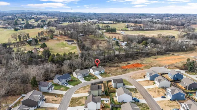 $430,000 | 431 Kingsley Court, Maryville, TN 37804