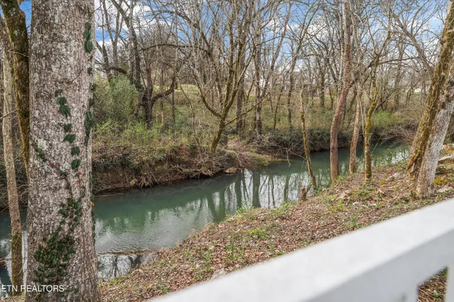 $430,000 | 431 Kingsley Court, Maryville, TN 37804