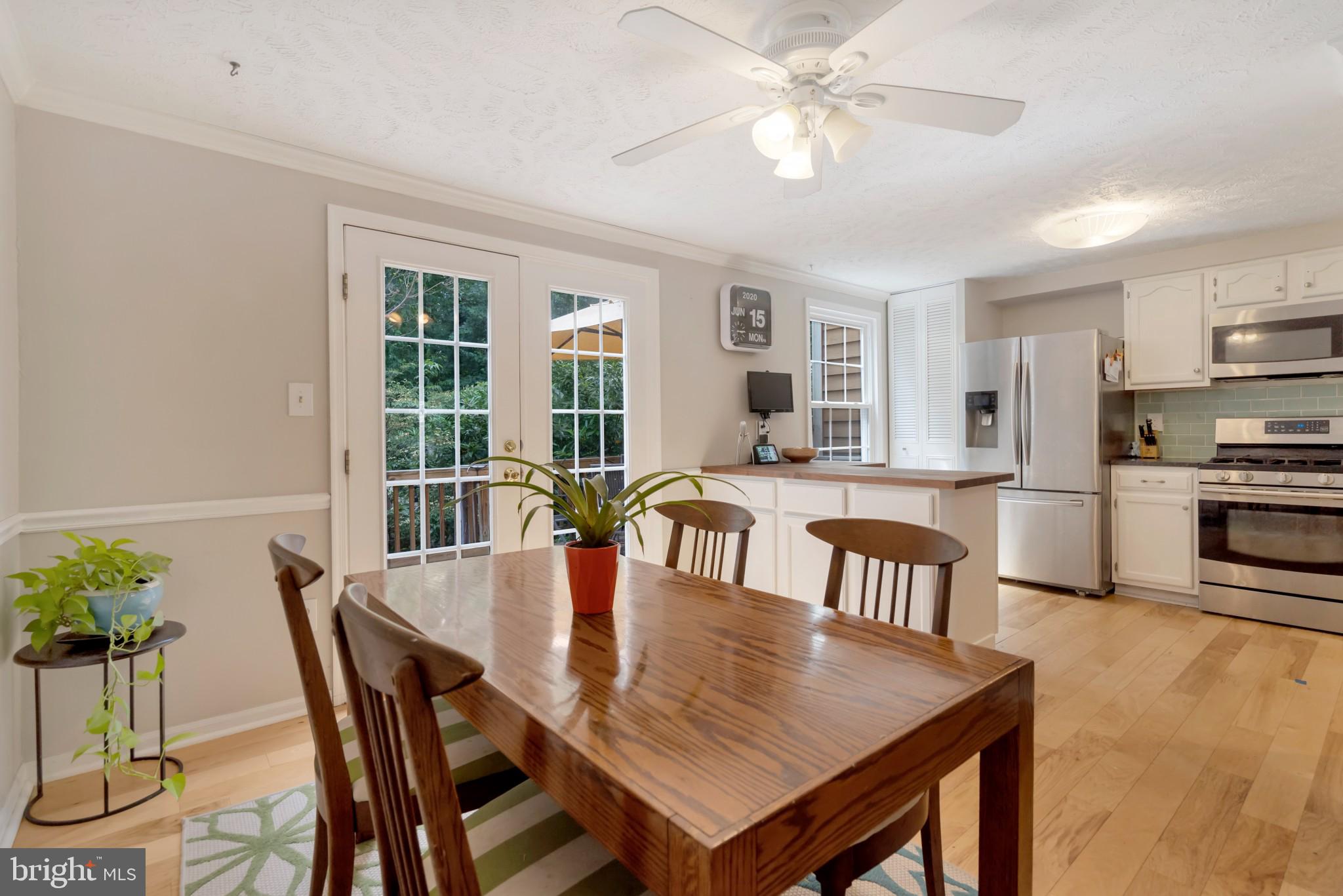 1555 Autumn Ridge Circle Reston, VA 20194 - Photo 13 of 31