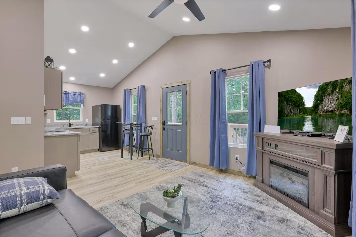 36849 Scout Road Logan, OH 43138 - Photo 12 of 21 2505bfbe-0085-4239-ab2d-e8c069198e3f